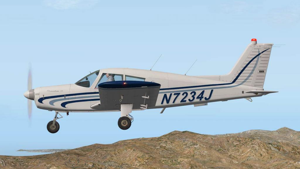 Cherokee140_C_Flying 16.jpg