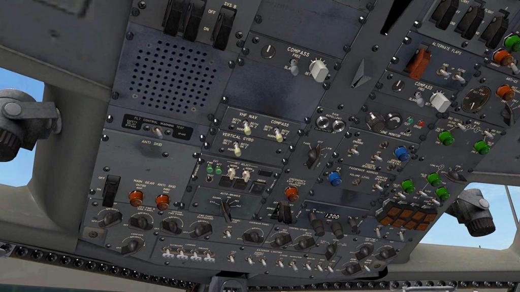 727-200Adv_Cockpit 13.jpg