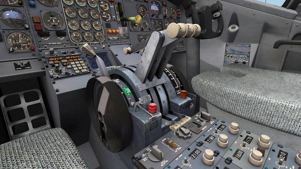 727-200Adv_Cockpit 8.jpg