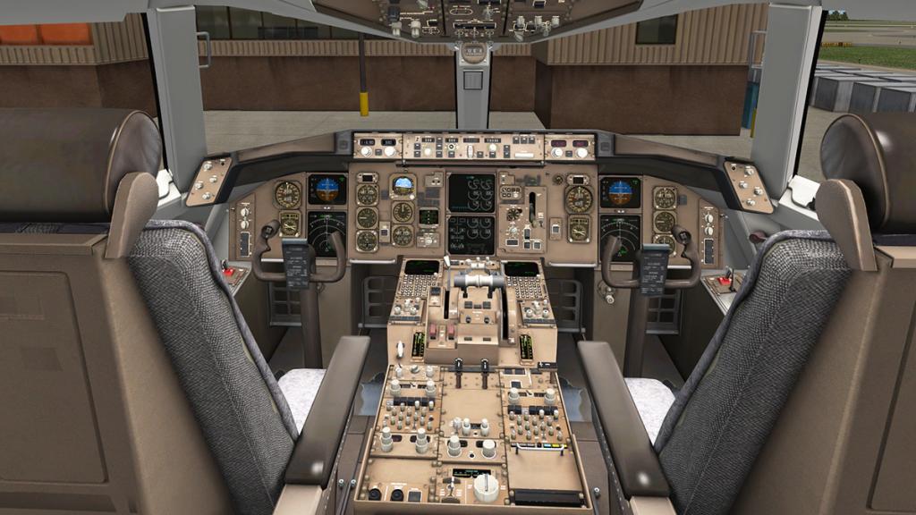 757-200_Cockpit 1.jpg