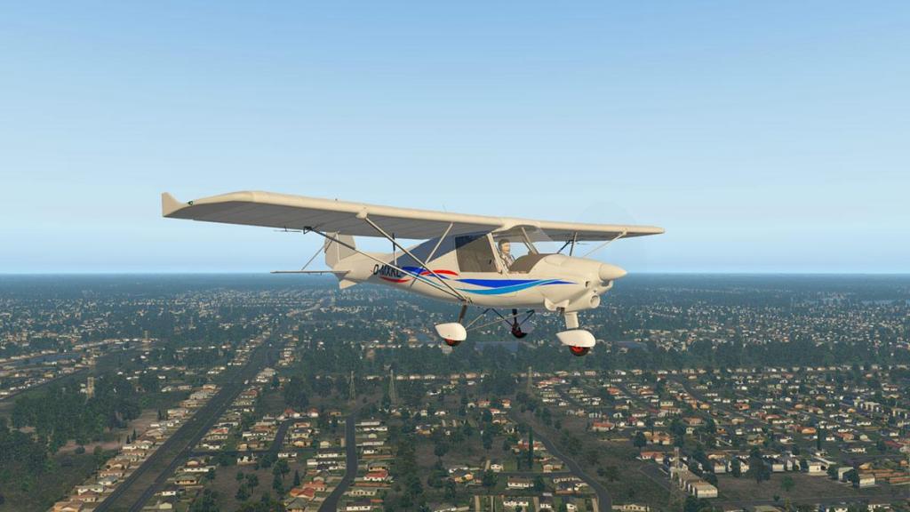 IkarusC42 C_Flying 10.jpg