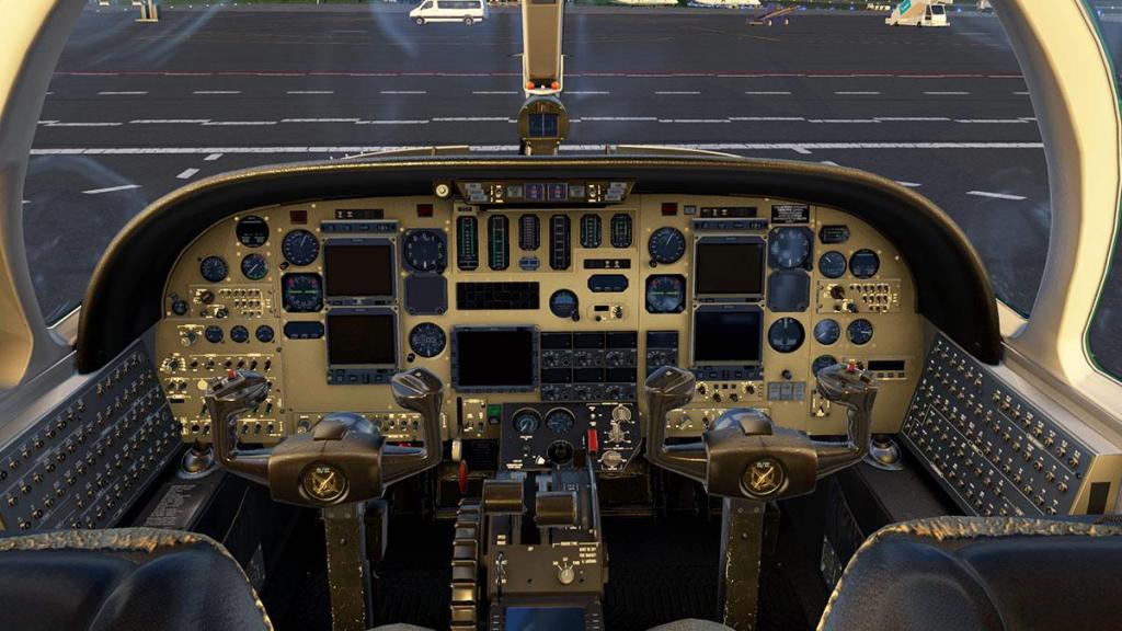 S550_Citation_II_Cockpit 4.jpg